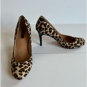 Ann Taylor Mae leopard pumps, Sz. 9